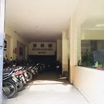 Khách sạn Hoàng Long Sơn 3 The Six