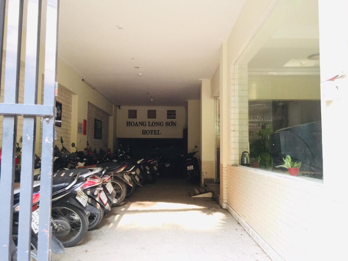Hoàng Long Sơn 3 The Six Khách sạn TP. Hồ Chí Minh